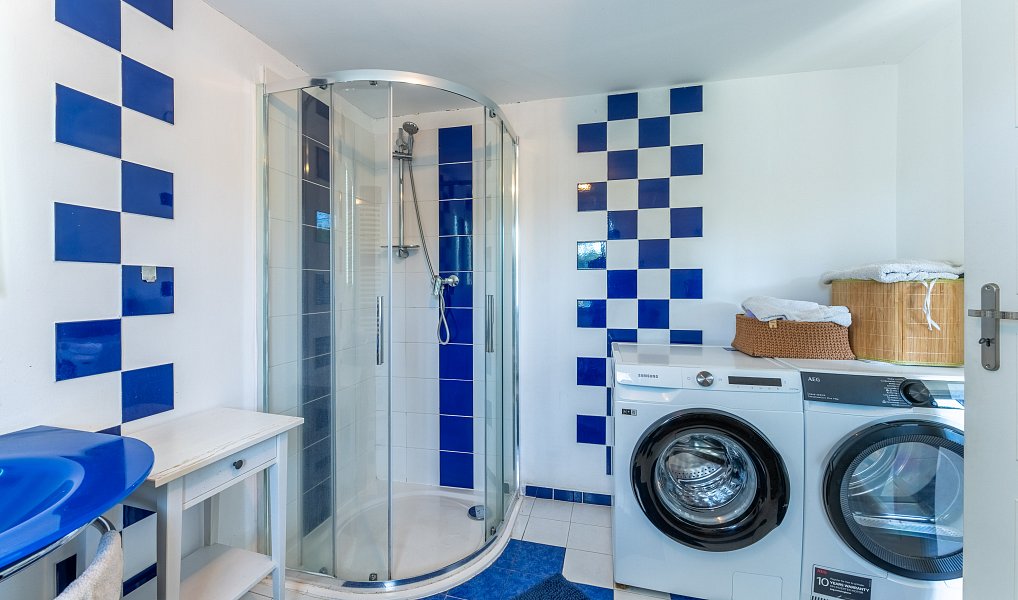 Prodej domu 162 m² s pozemkem 735 m², Horní Kruty – náhled fotky 34