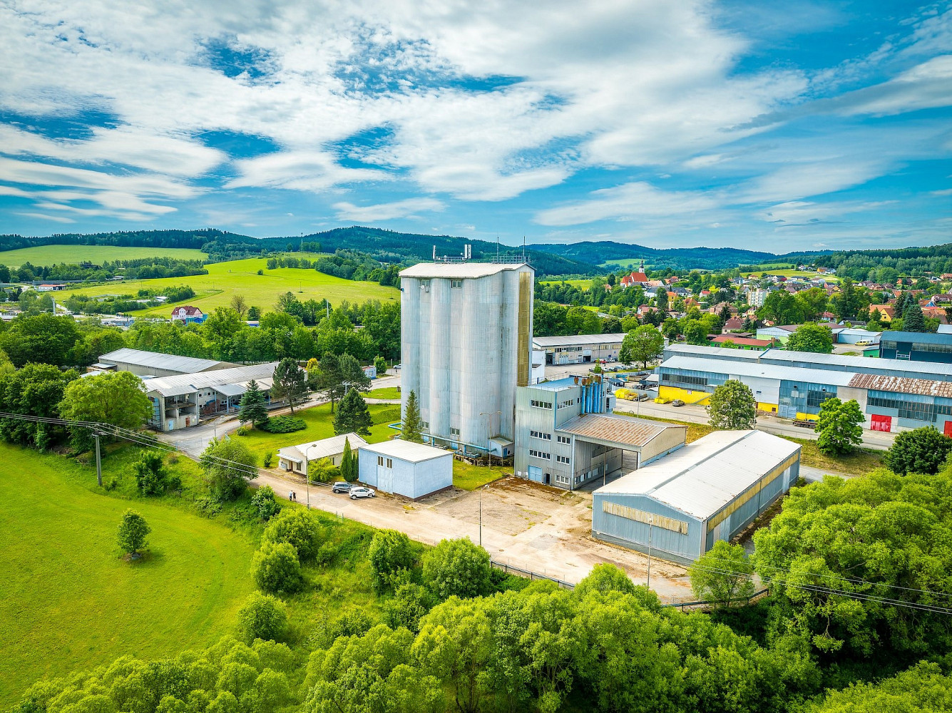 Prodej výrobních prostor 9 957 m² – fotografie 3