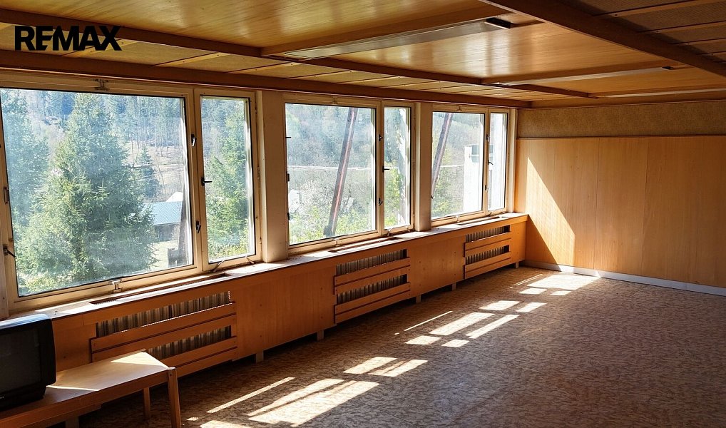 Prodej ubytovacího objektu 220 m², Rajnochovice – náhled fotky 6