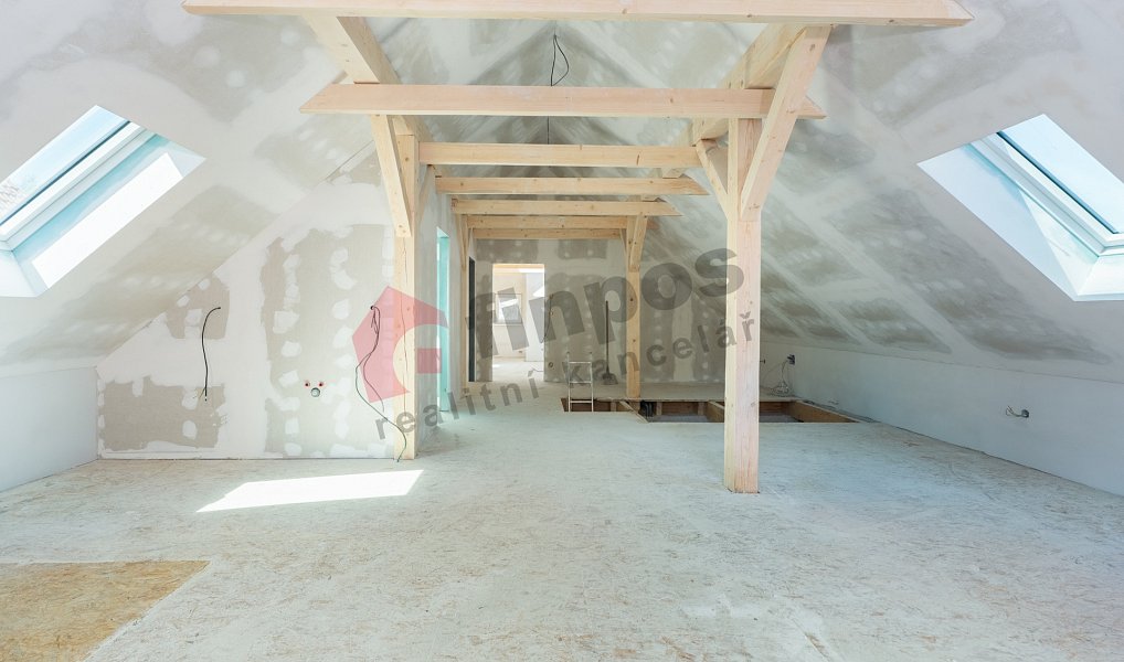 Prodej domu 214 m² s pozemkem 602 m², Načeradec – náhled fotky 25