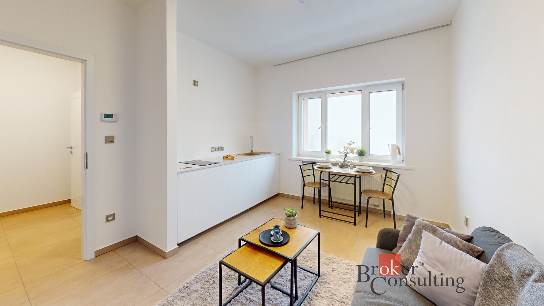 Pronájem bytu 1+kk 24 m² — photo 2