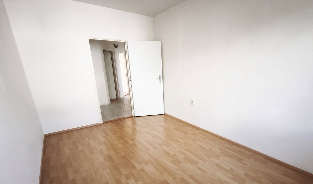 Prodej bytu 3+1 75 m², Kyjov – náhled fotky 7