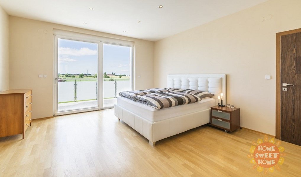 Pronájem domu 550 m² s pozemkem 1 000 m², Průhonice – náhled fotky 11