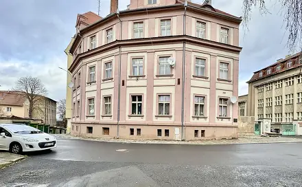 Prodej bytu 3+1 90 m², Chmelařské náměstí, Žatec, okres Louny