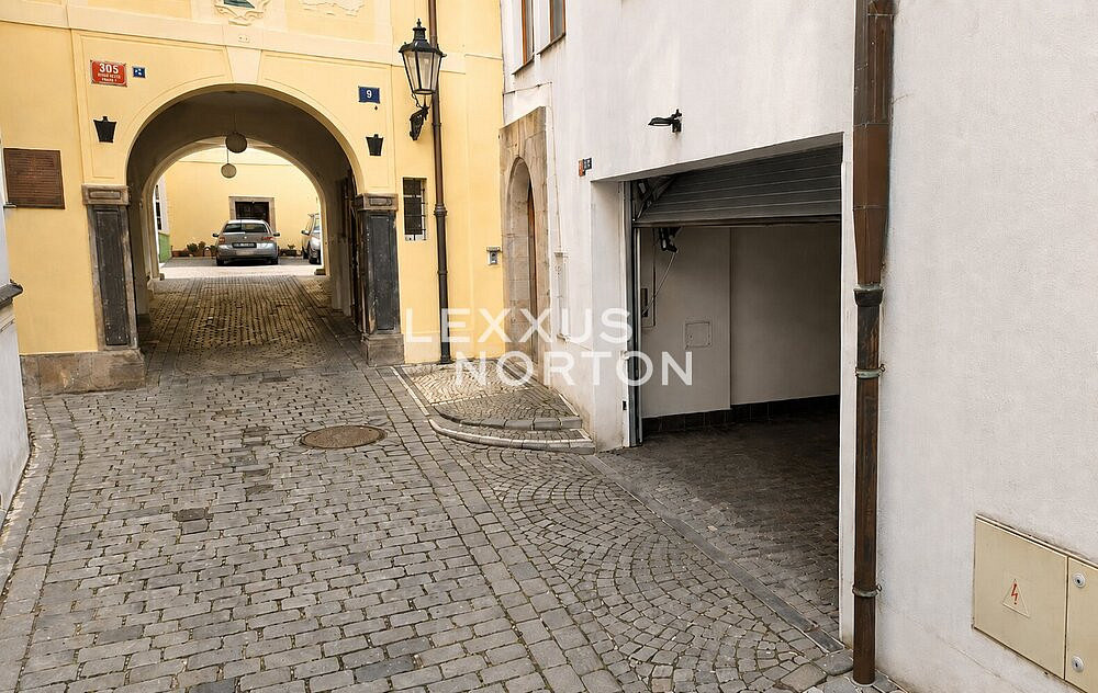 Garážové stání vlašská — photo 2