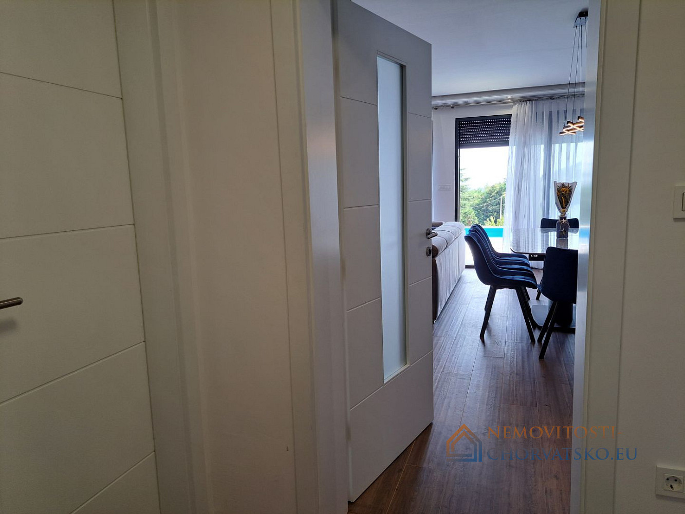 Prodej domu 450 m² s pozemkem 450 m² - Widok 6