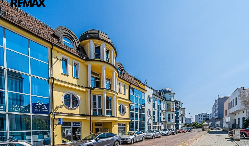 Pronájem kanceláře 100 m², Kladno – náhled fotky 8