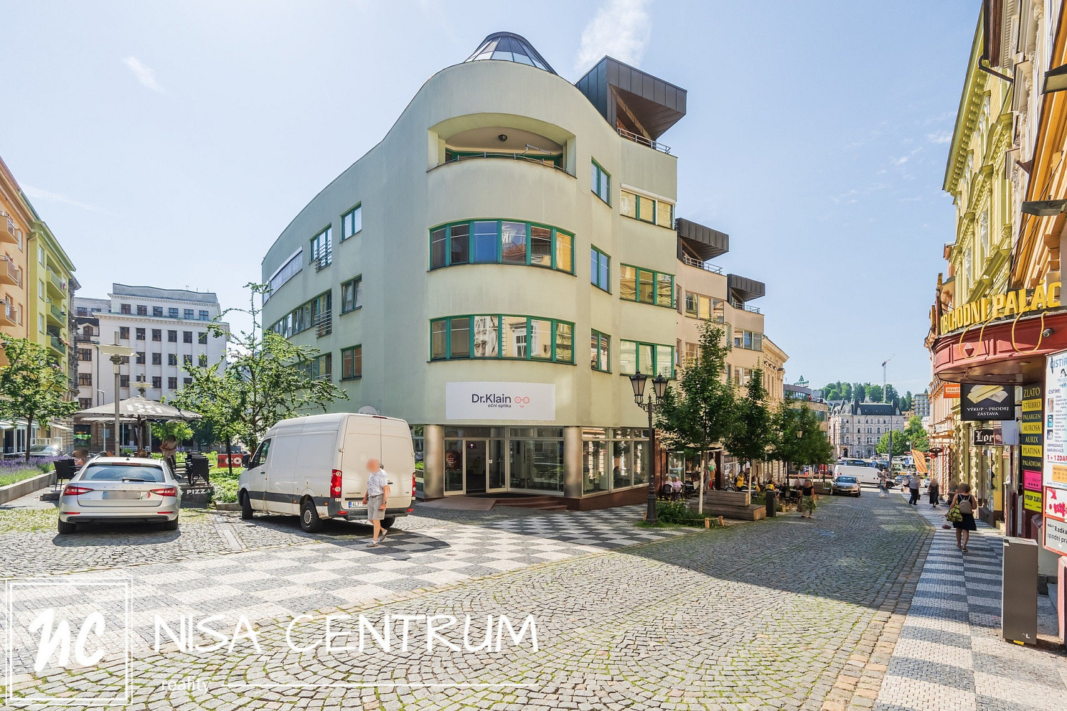 Pronájem kanceláře 161 m²