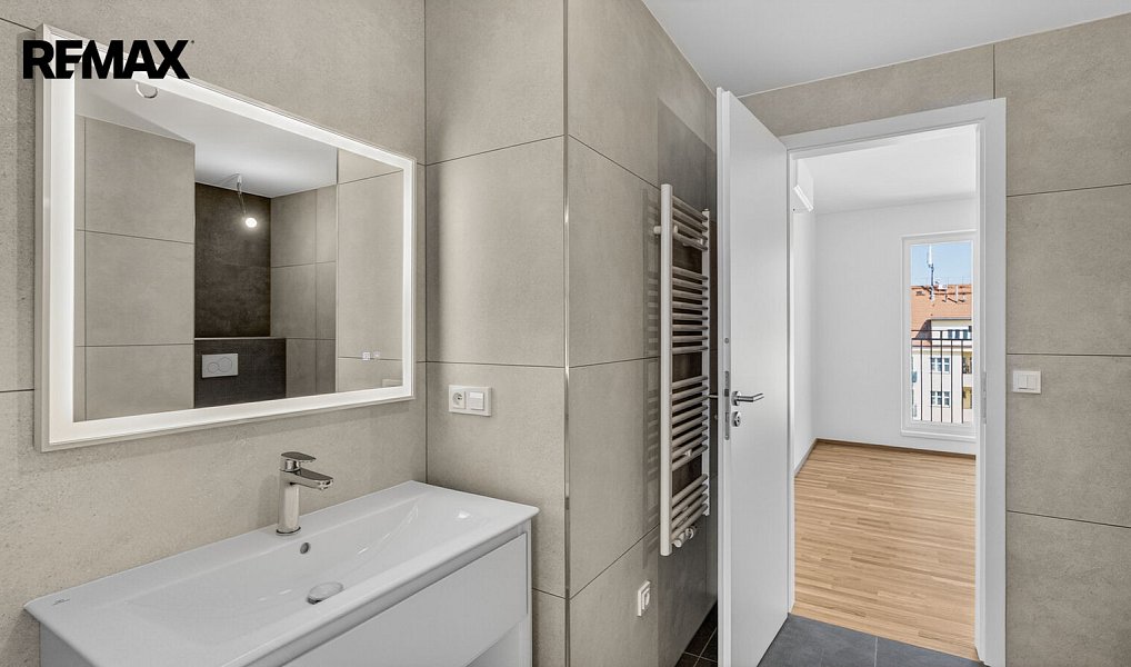 Prodej bytu 3+kk 125 m², Praha – náhled fotky 23