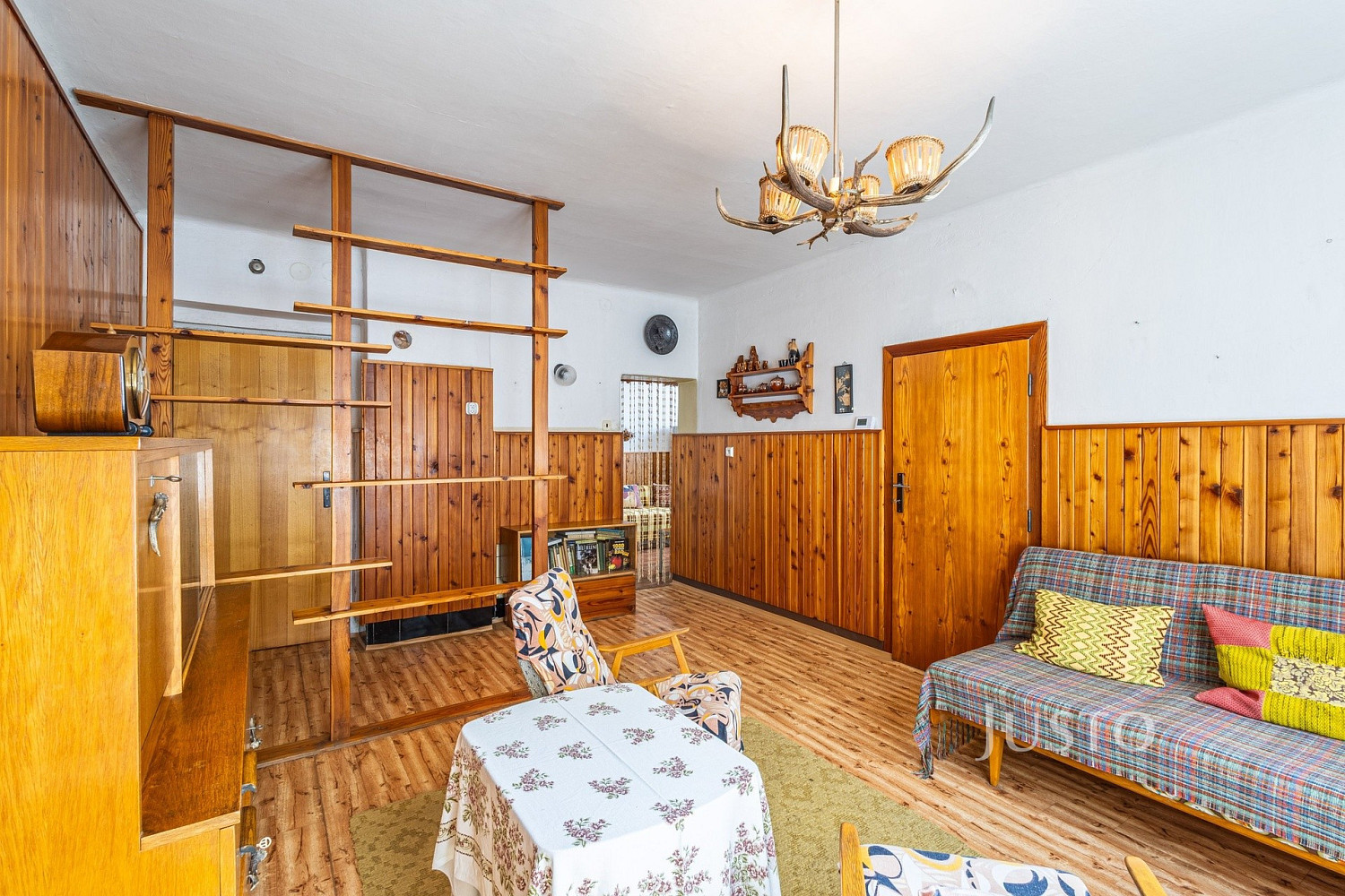 Prodej domu 203 m² s pozemkem 1 142 m² – fotografie 3