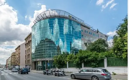 Pronájem kanceláře 175 m², Hartigova, Praha 3 - Žižkov