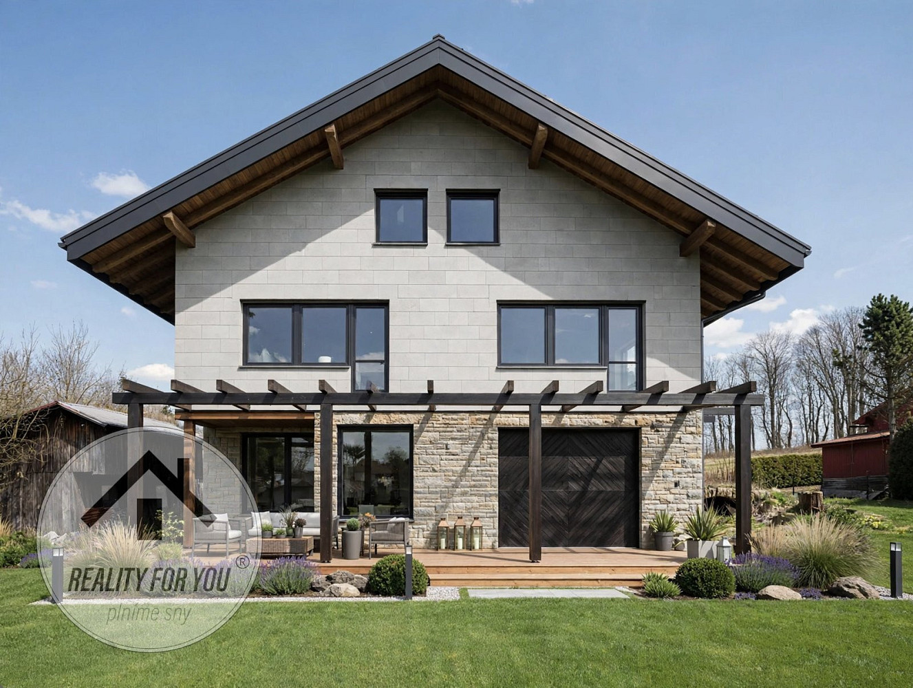 Prodej domu 270 m² s pozemkem 1 011 m²