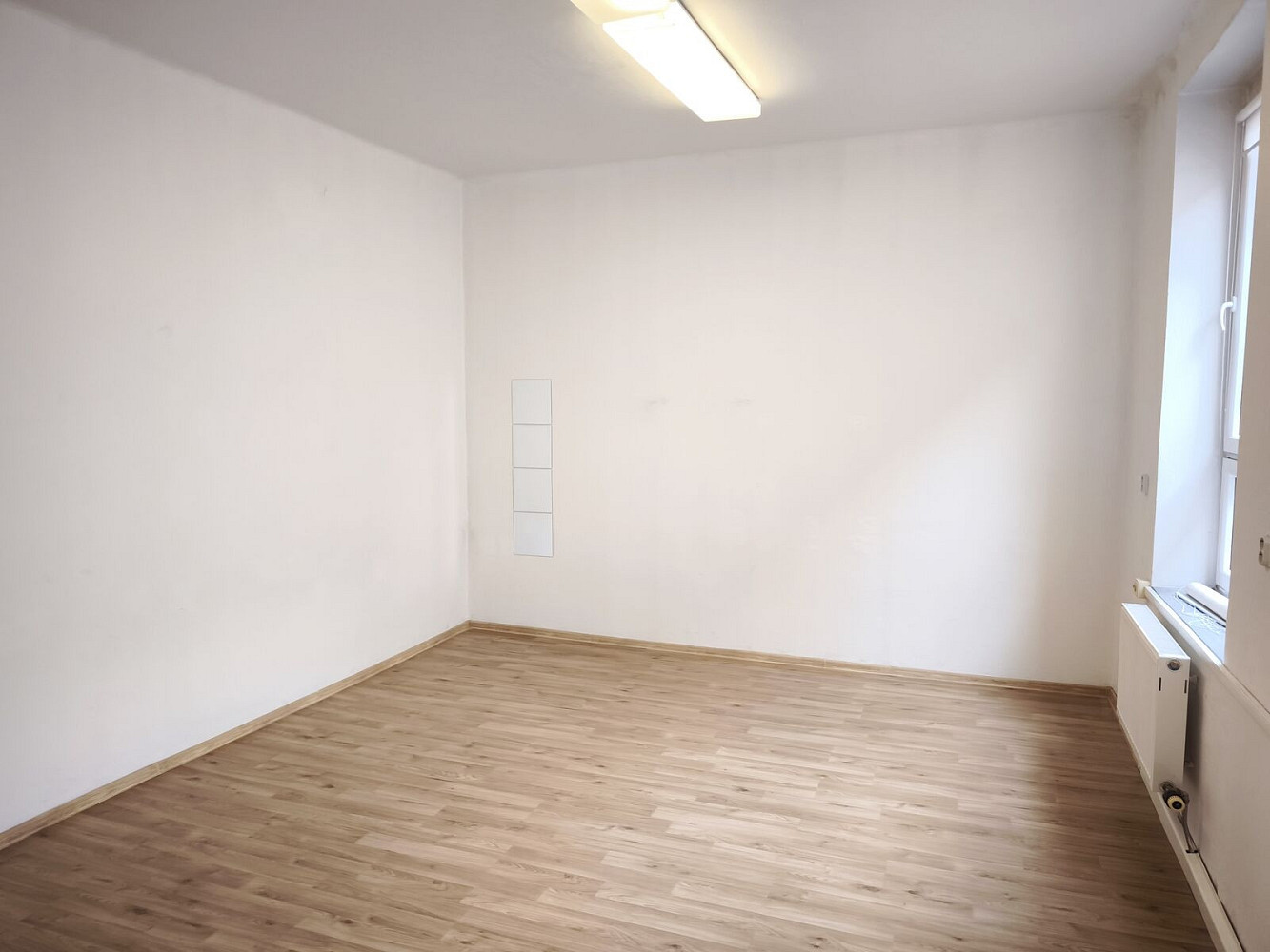 Pronájem kanceláře 26 m², Plzeň – pohled 4