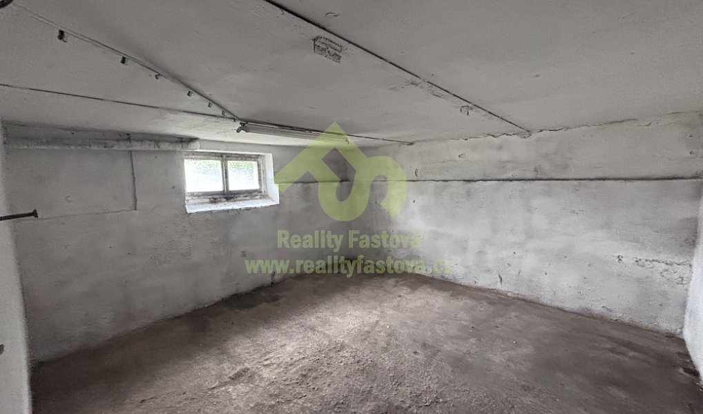 Prodej domu 228 m² s pozemkem 1 076 m², Rokycany – náhled fotky 46