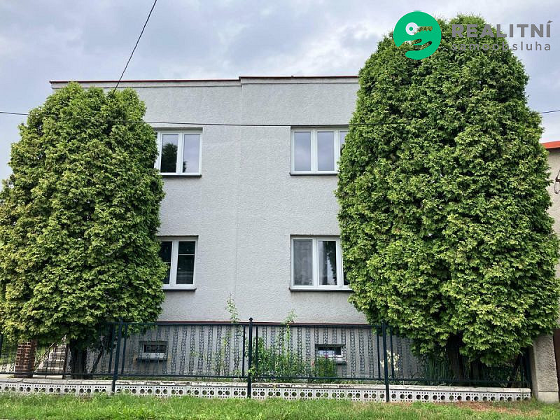 Prodej domu 254 m² s pozemkem 1 166 m² – fotografie 2
