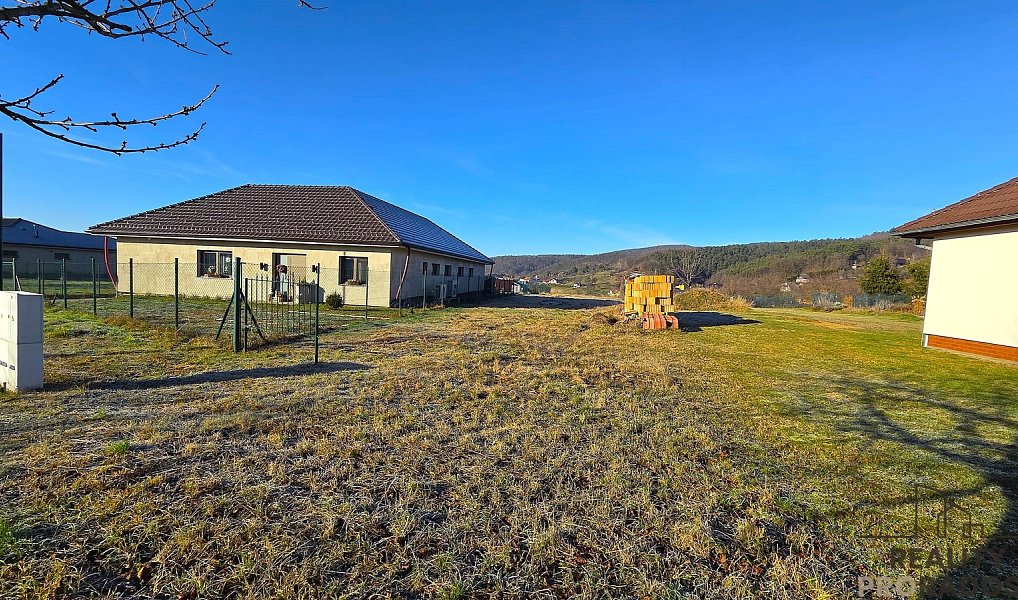 Prodej stavebního pozemku 518 m², Vřesovice – náhled fotky 5
