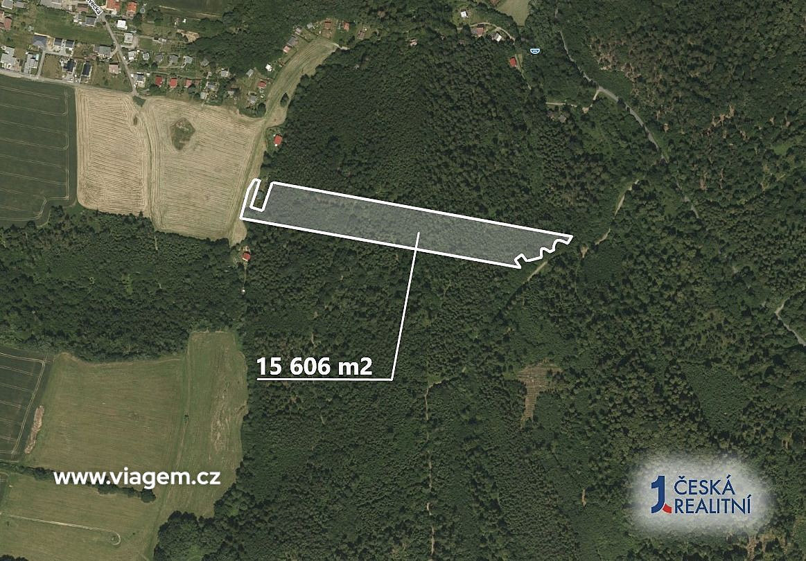Les 15 606 m² – pohled 2