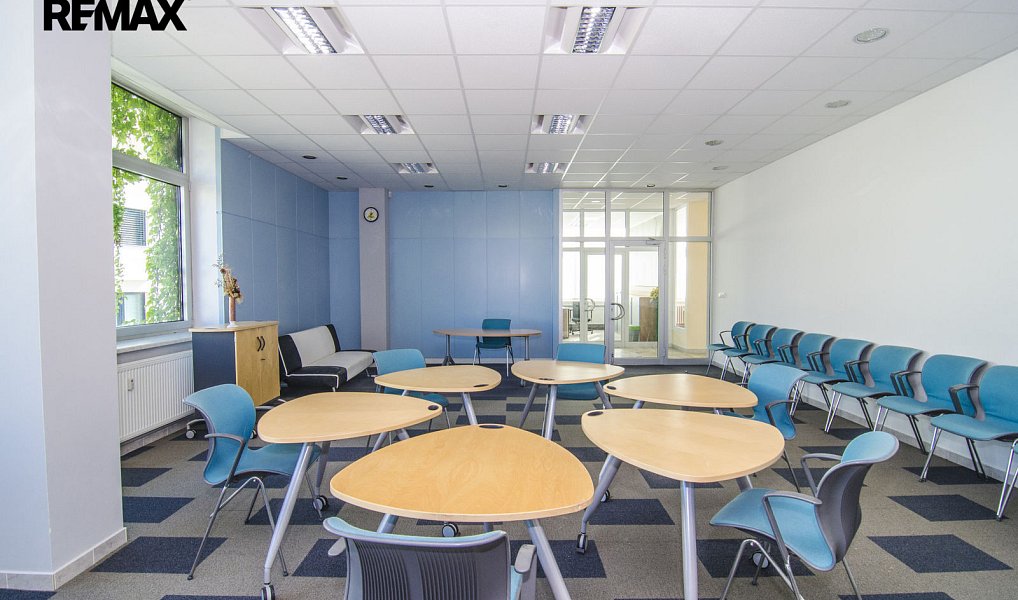 Pronájem obchodních prostor 81 m², Svitavy – náhled fotky 3