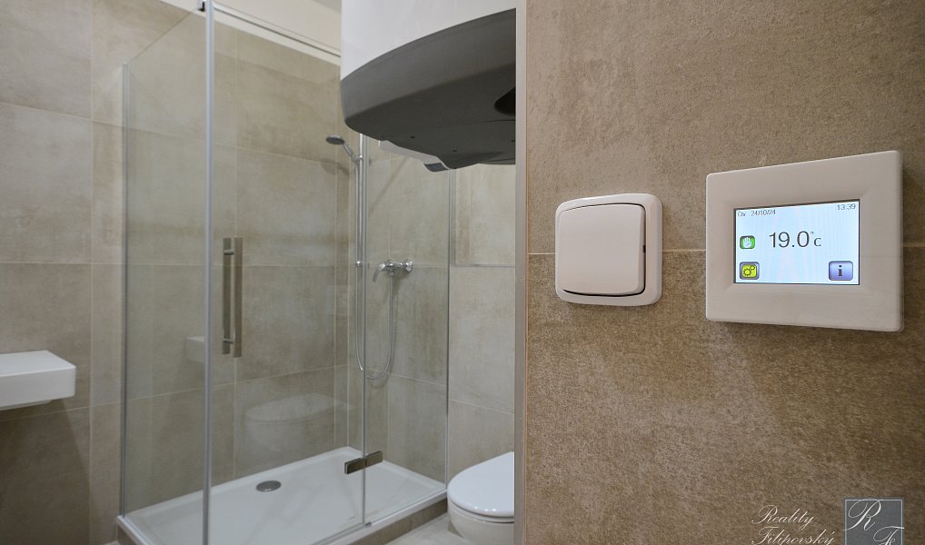 Prodej bytu 2+kk 40 m², Kraslice – náhled fotky 21