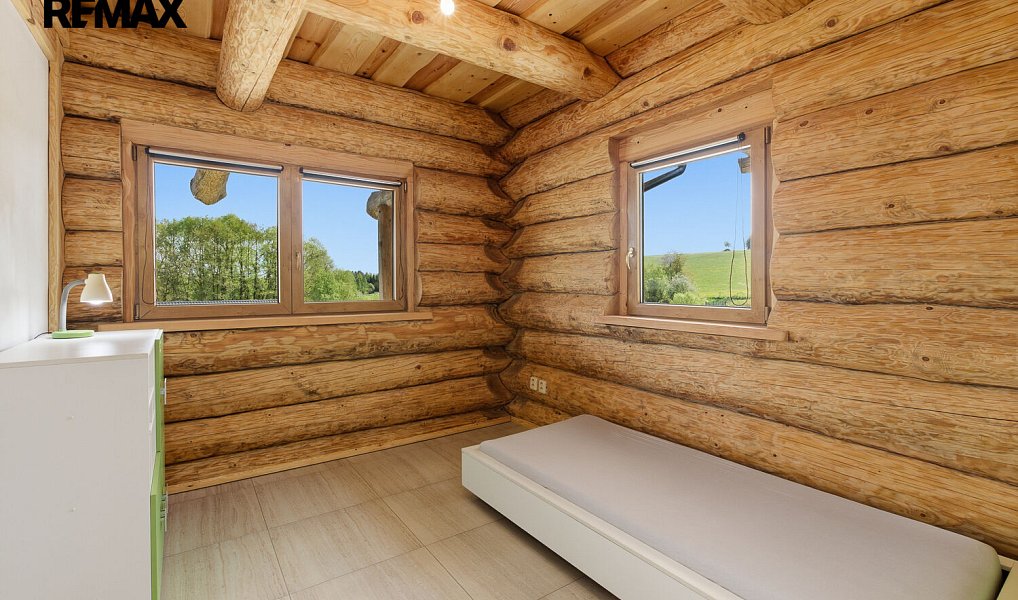 Prodej domu 440 m² s pozemkem 10 980 m², Vyskytná nad Jihlavou – náhled fotky 8
