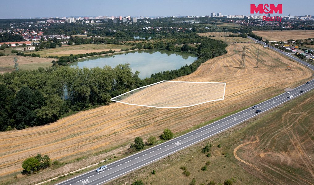 Prodej stavebního pozemku 6 627 m², Praha – náhled fotky 4