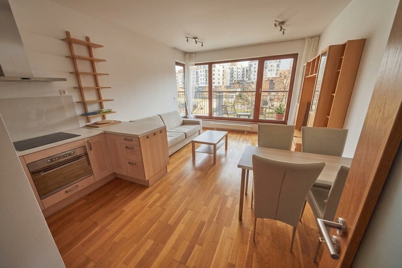 Pronájem bytu 2+kk 57 m²