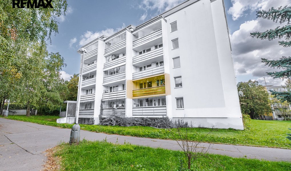 Pronájem bytu 1+kk 35 m², Praha – náhled fotky 14