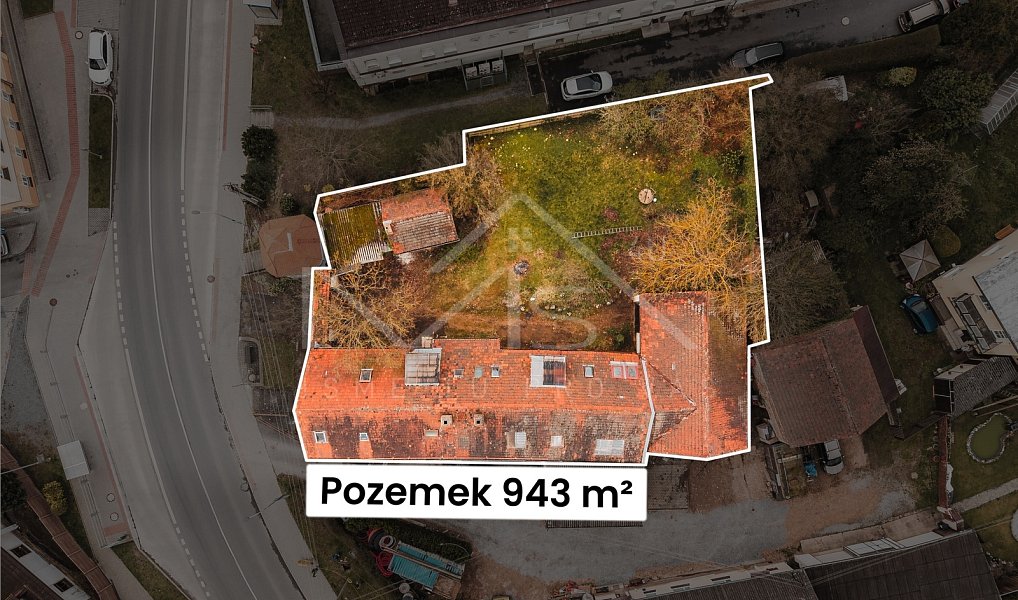Prodej domu 330 m² s pozemkem 943 m², Chrást – náhled fotky 5