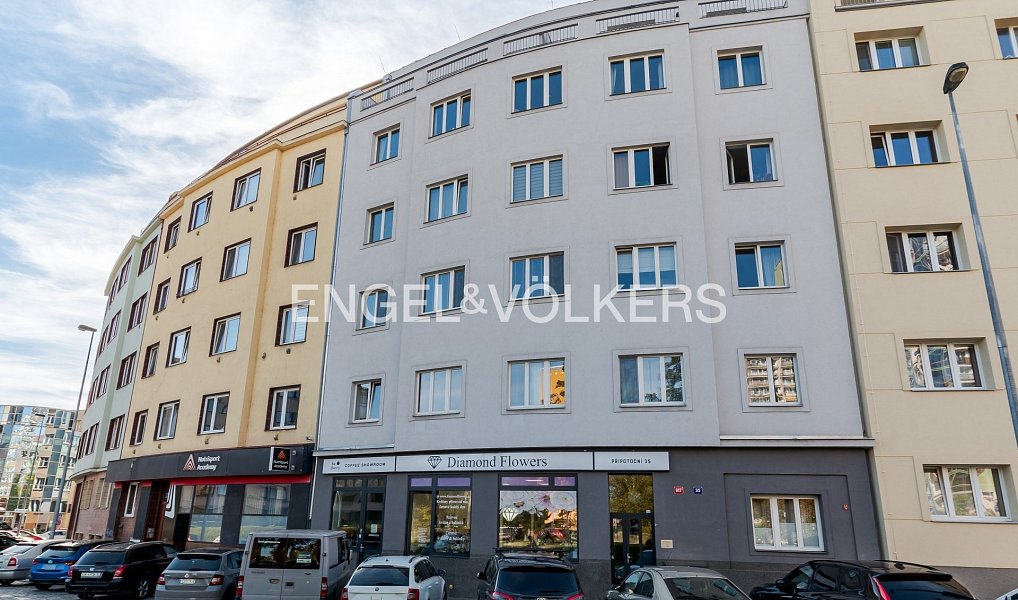 Pronájem komerčního prostoru, 55 m², Vršovice - Praha 10, Praha
