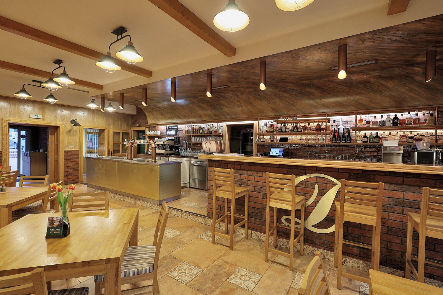 Prodej restaurace 350 m² – fotografie 4