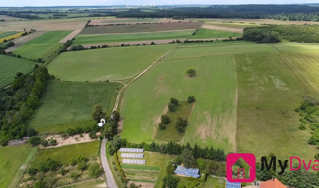 Prodej stavebního pozemku 20 723 m², Mikulovice – náhled fotky 2