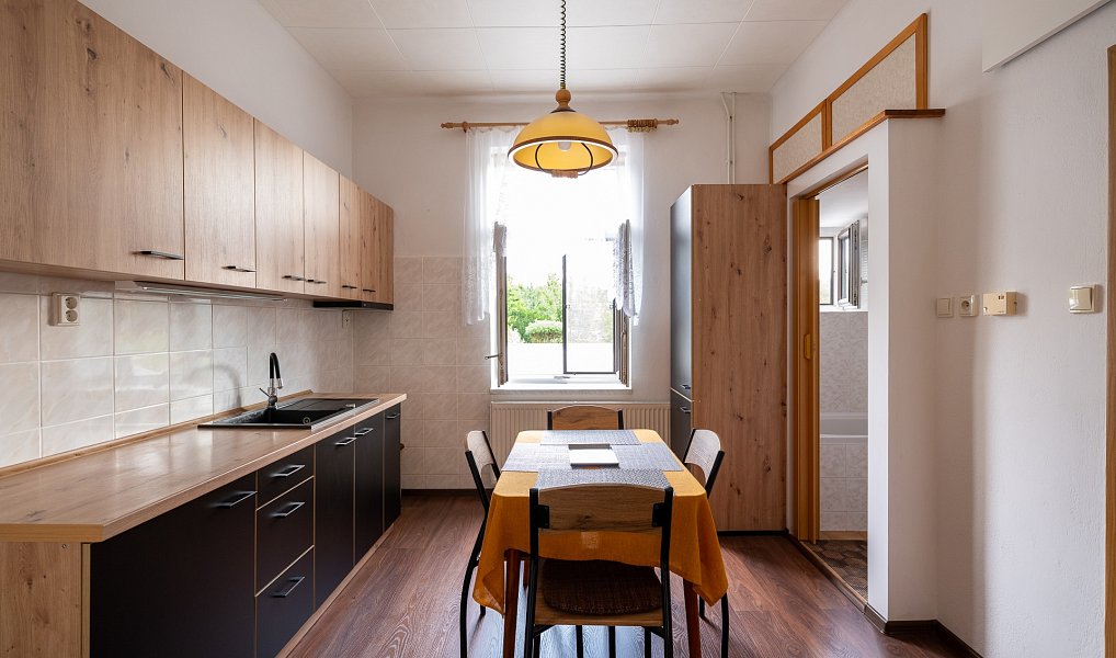 Prodej domu 150 m² s pozemkem 311 m², Ivančice – náhled fotky 2