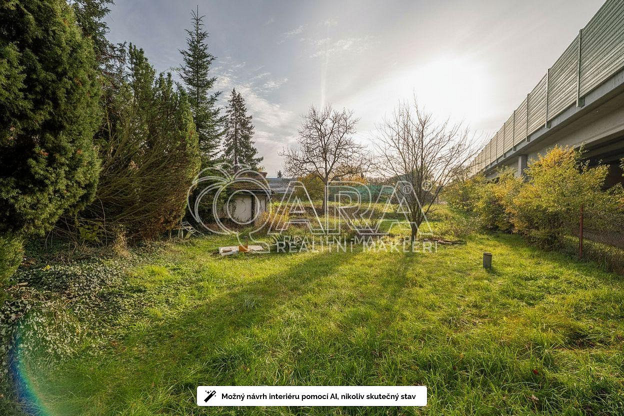 Prodej komerčního pozemku 1 172 m² – fotografie 3