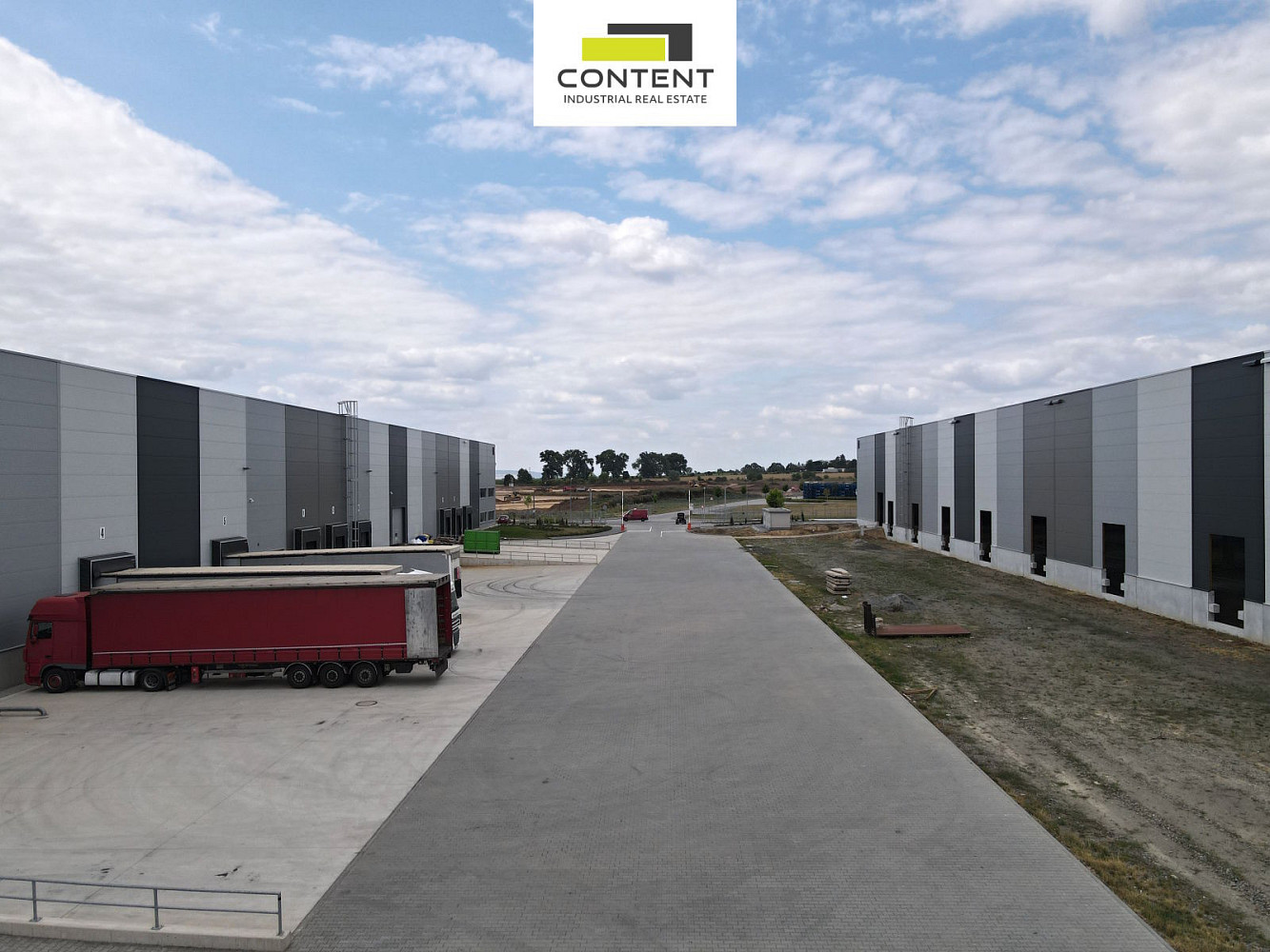 Pronájem výrobních prostor 8 413 m² – fotografie 2