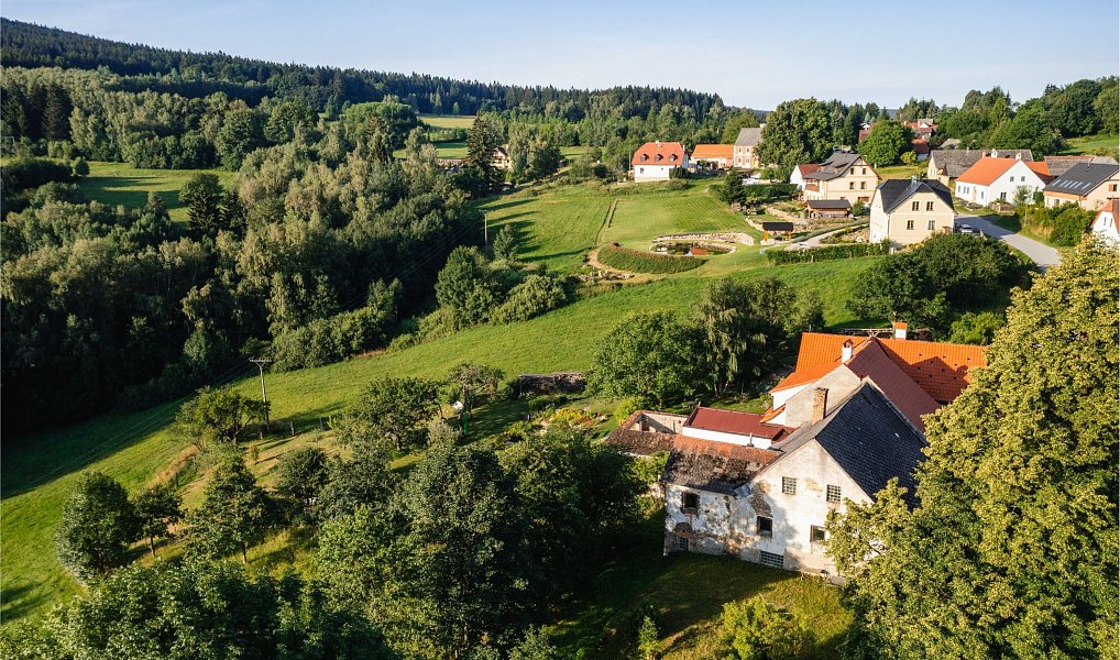 Prodej chalupy 259 m², Horní Stropnice – náhled fotky 7