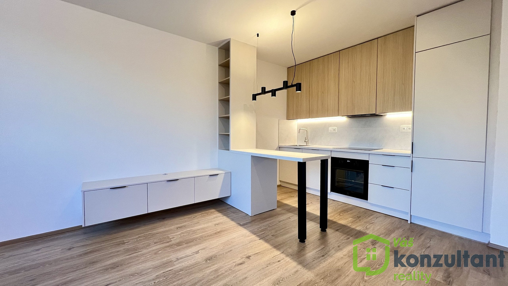 Pronájem bytu 1+kk 36 m²