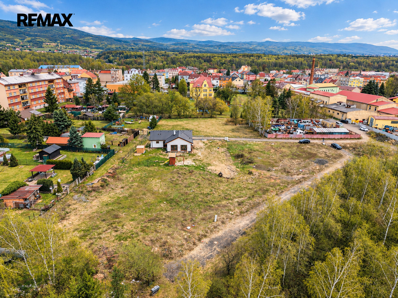 Prodej stavebního pozemku 838 m² – fotografie 5