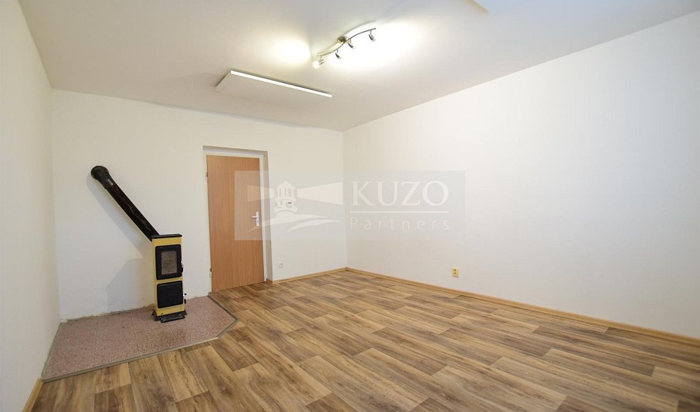 Pronájem bytu 1+1 37 m², Plzeň – náhled fotky 3