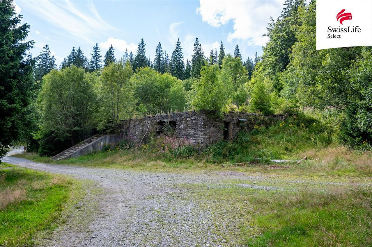 Prodej komerčního pozemku 1 558 m² – fotografie 4