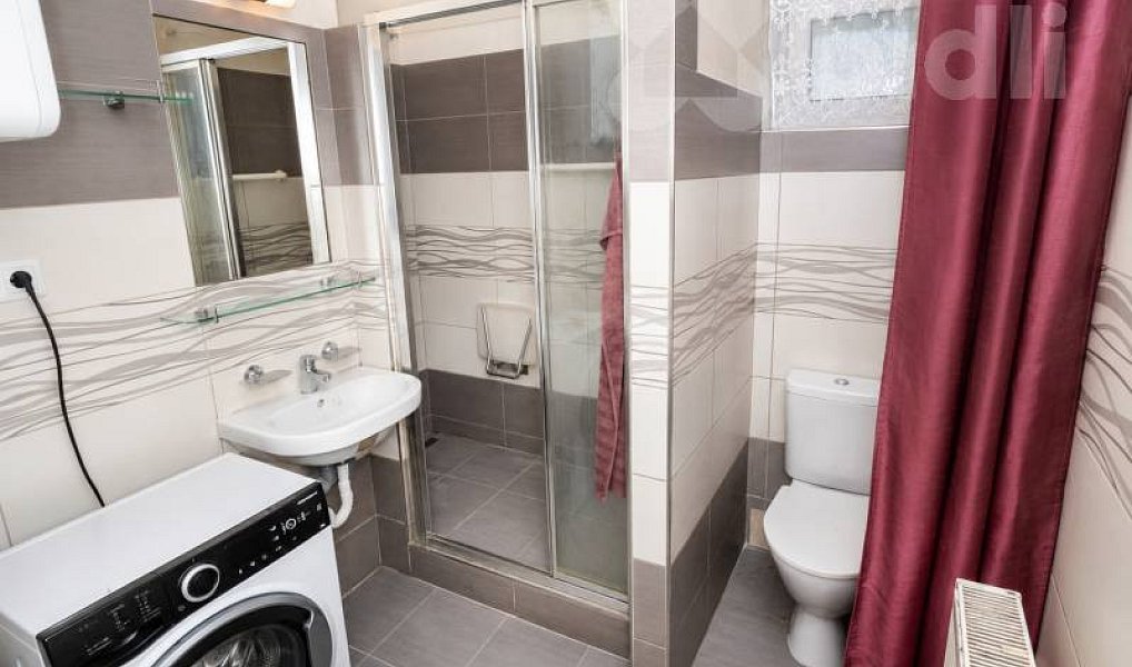Prodej bytu 3+1 69 m², Chvaletice – náhled fotky 3