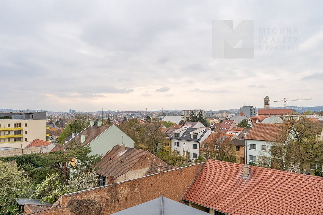 Prodej bytu 1+kk 43 m² — photo 3