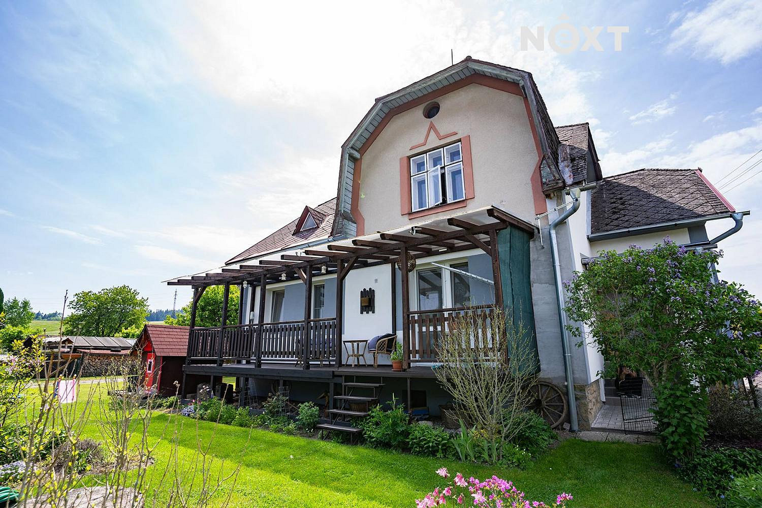 Prodej domu 178 m² s pozemkem 1 332 m²
