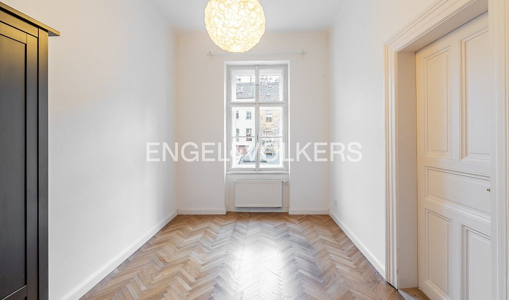 Pronájem bytu 1+1 35 m², Praha – fotka 1 z 4