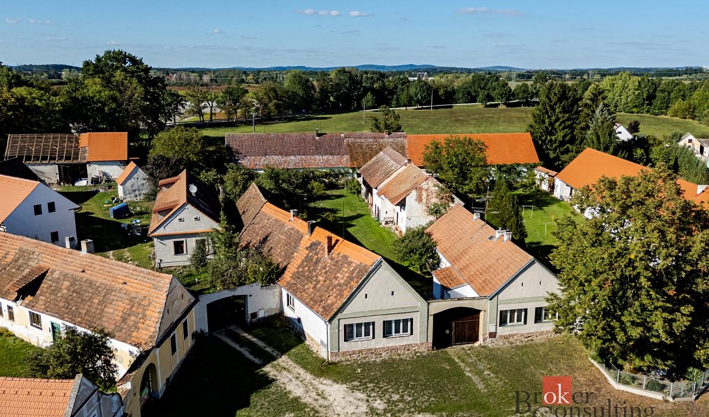 Prodej domu 202 m² s pozemkem 8 214 m², Dívčice – náhled fotky 35