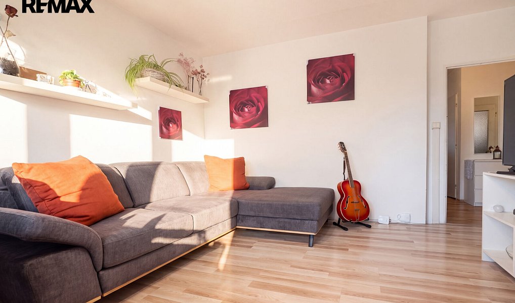 Prodej bytu 3+1 74 m², Praha – náhled fotky 3