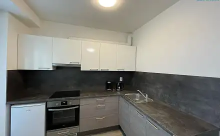 Pronájem bytu 1+kk 38 m²