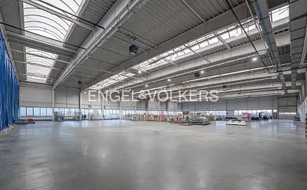 Pronájem skladovacích prostor 4 000 m²