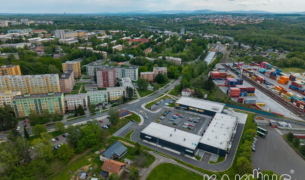 Pronájem obchodních prostor 303 m², Šenov – náhled fotky 8