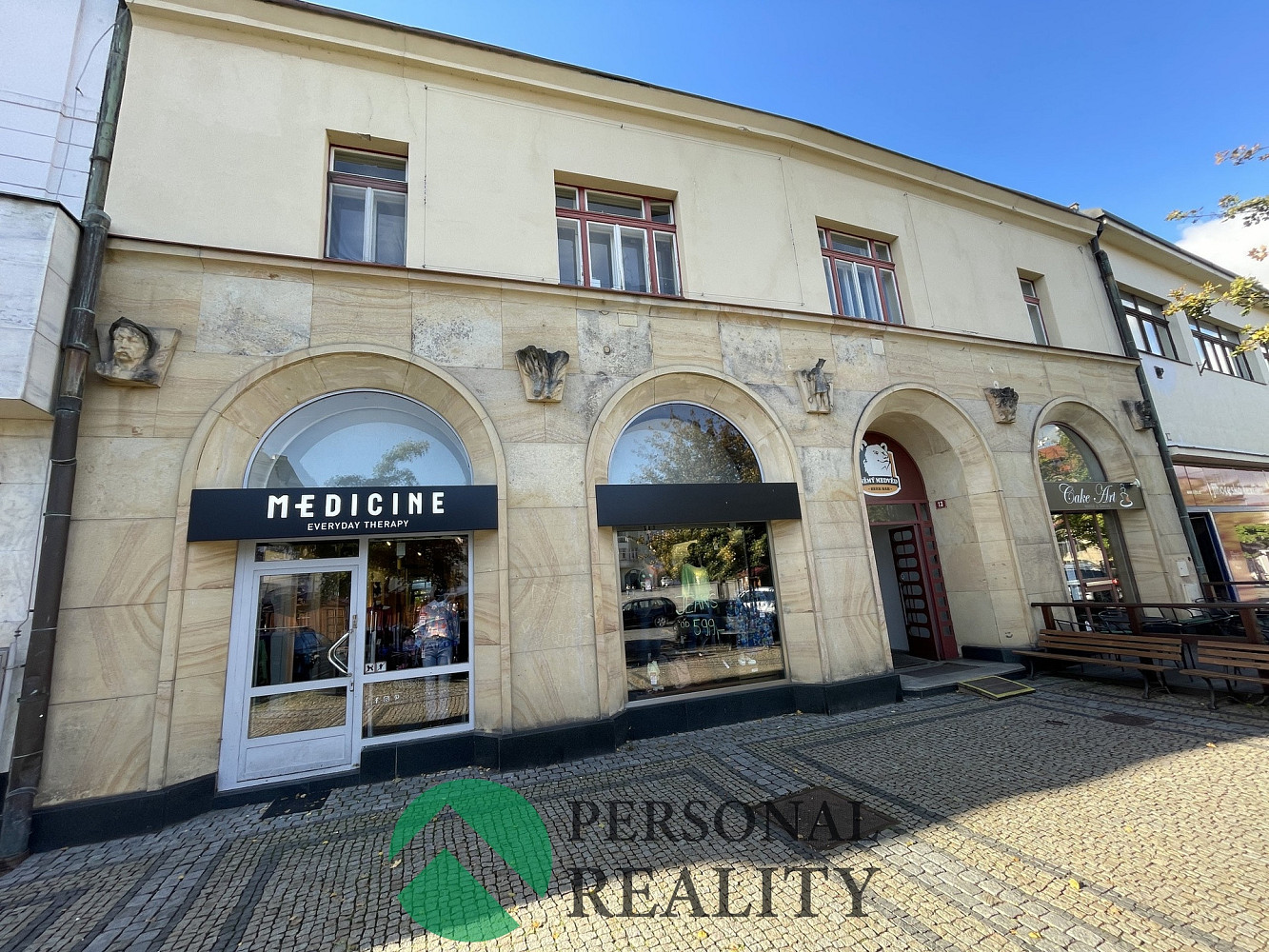 Pronájem obchodních prostor 80 m²