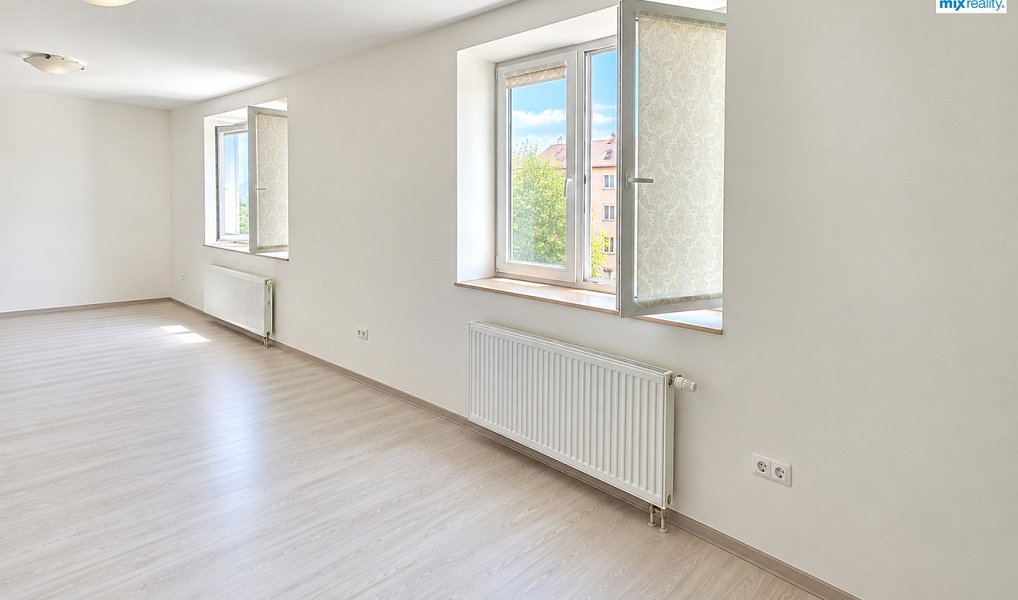 Prodej bytu 2+kk 46 m², Janovice nad Úhlavou – náhled fotky 2